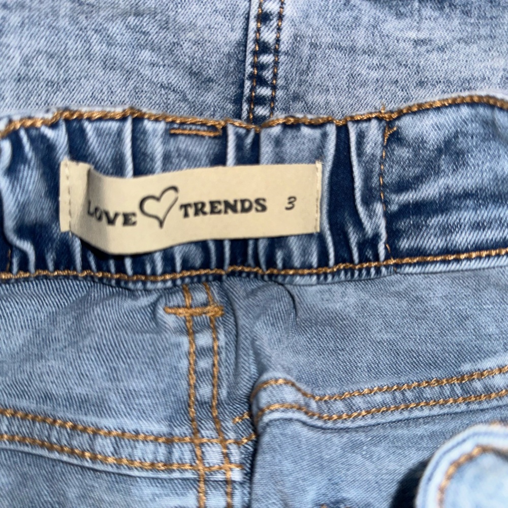 Stylish Denim Mini Skirt with Pockets - Picture 3 of 3